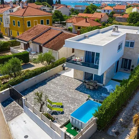 Villa Luxury Villa With A Swimming Pool Sukosan, Zadar - 19053 Sukošan